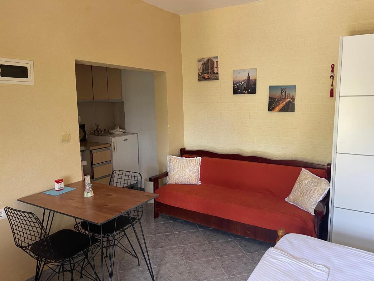 Elias Guest House Саранда Экстерьер фото